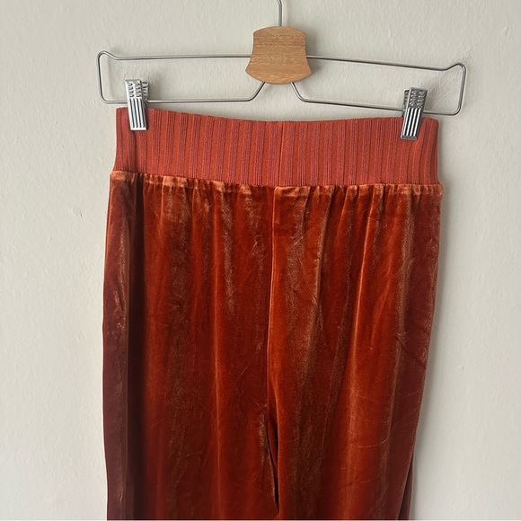 House of CB London Velour Track Sporty Chic Joggers in Rust Orange Size Small - Picture 10 of 12